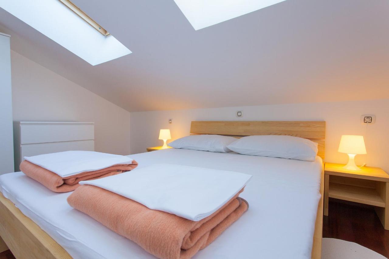 Bed&Breakfast Lucija Bed and Breakfast Punat Eksteriør billede