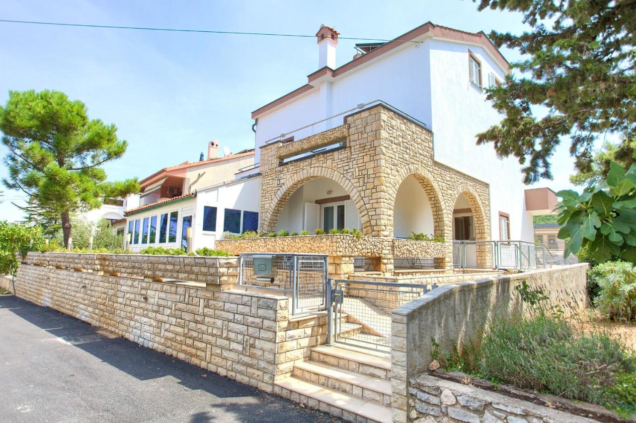Bed&Breakfast Lucija Bed and Breakfast Punat Eksteriør billede