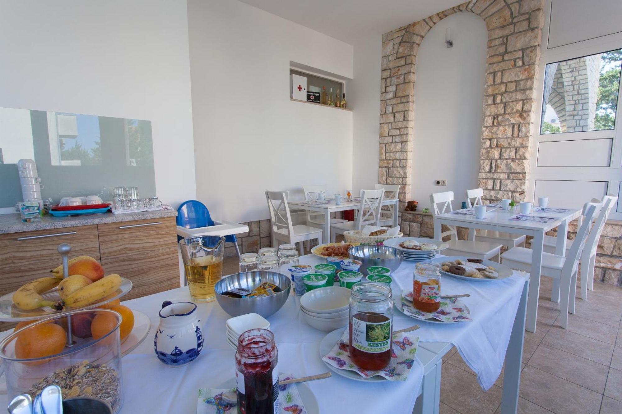 Bed&Breakfast Lucija Bed and Breakfast Punat Eksteriør billede