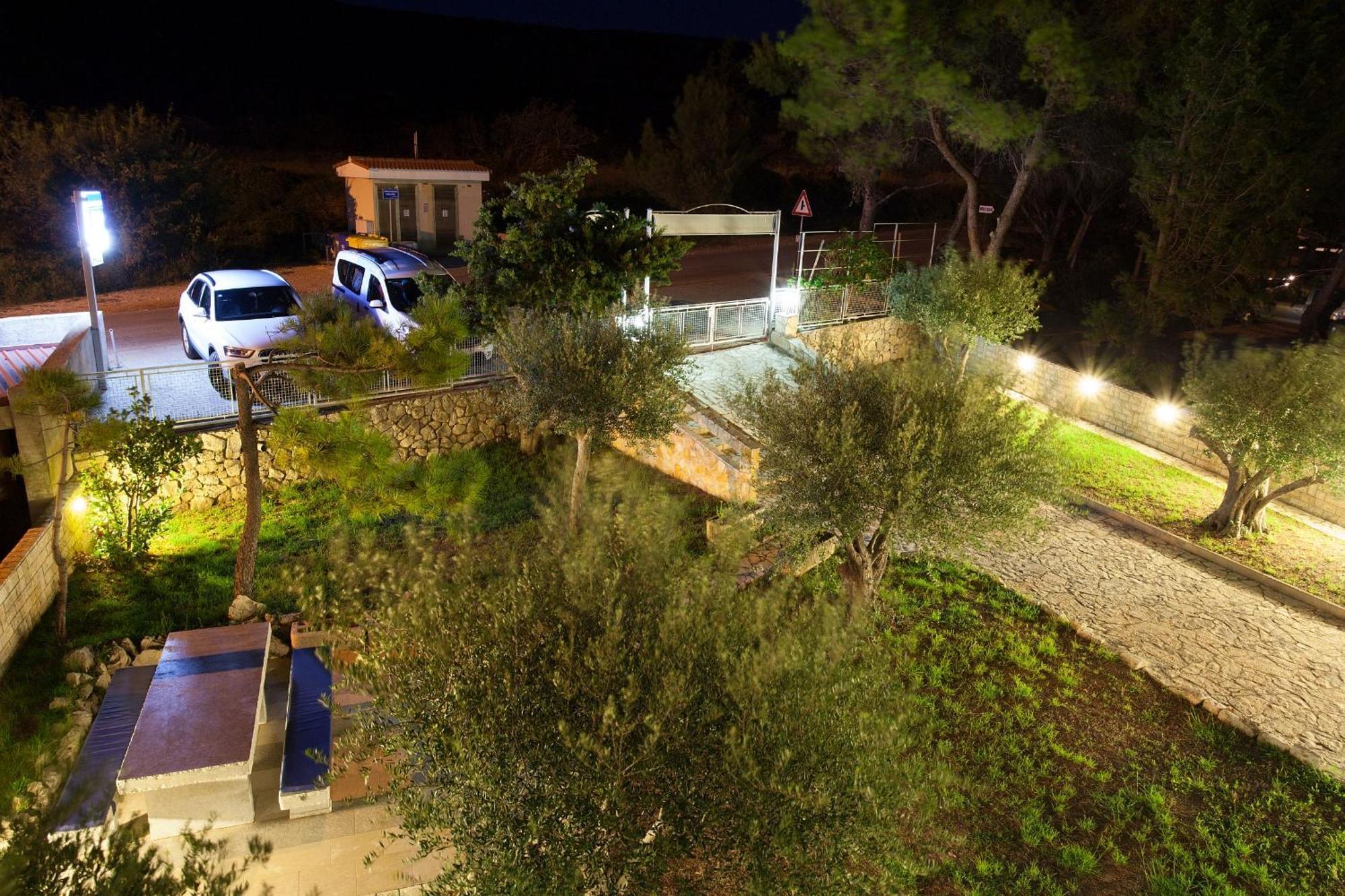 Bed&Breakfast Lucija Bed and Breakfast Punat Eksteriør billede
