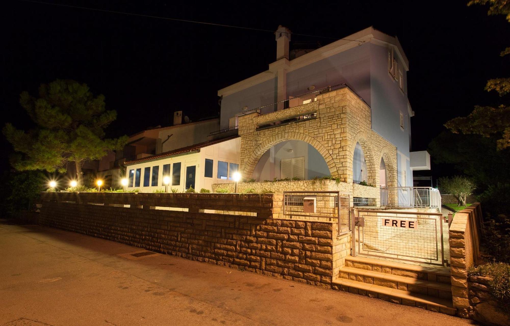Bed&Breakfast Lucija Bed and Breakfast Punat Eksteriør billede